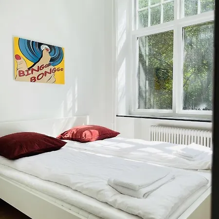 Aday - Mansion - Open Bright With Garden