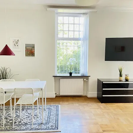 Aday - Mansion - Open Bright With Garden Apartment *