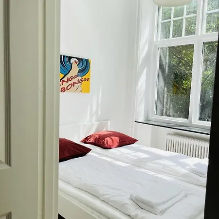 Apartment Aday - Mansion - Open Bright With Garden Aalborg