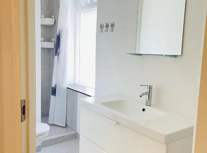 Aday - Mansion - Open Bright With Garden Appartement Aalborg