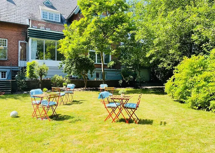 Appartement Aday - Mansion - Open Bright With Garden Aalborg